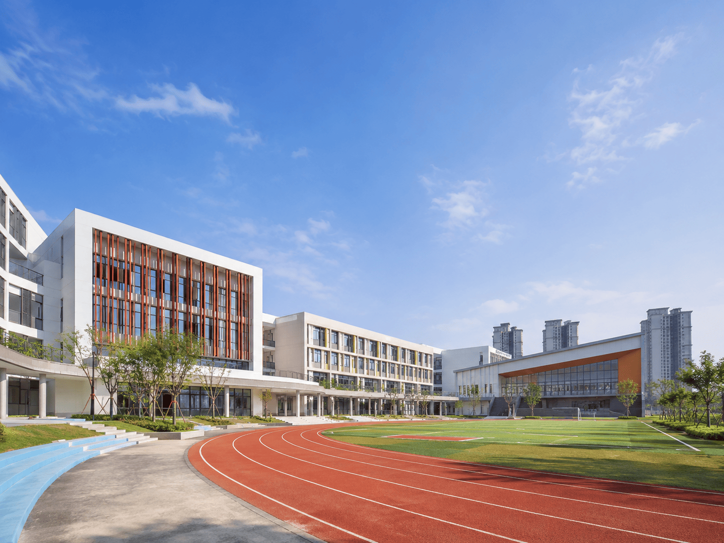 學校機構